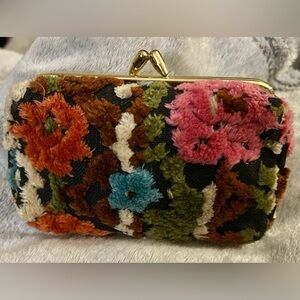 Vintage Floral Tapestry Coin Purse